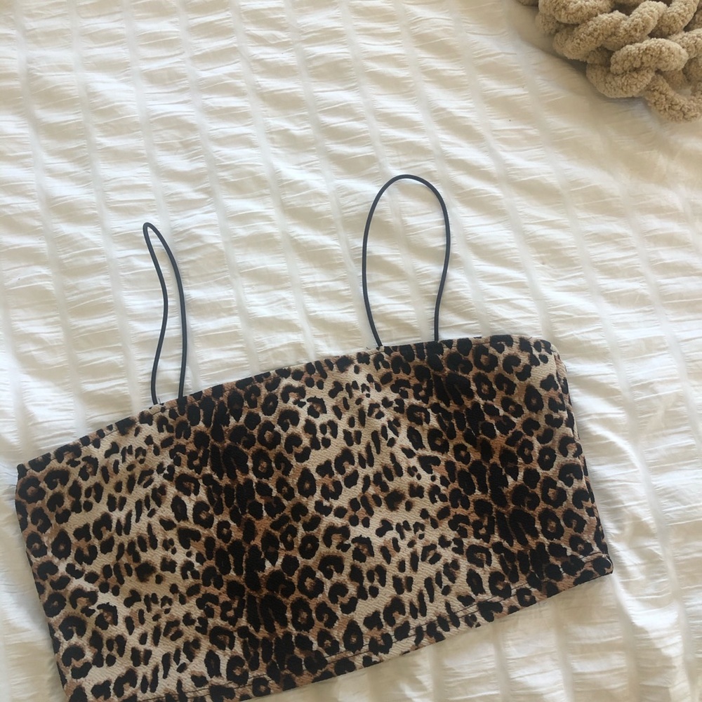 Leopard crop top